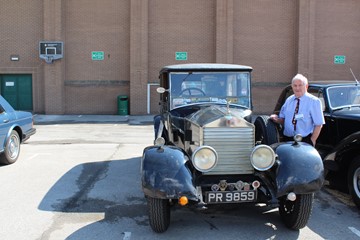 John Dixon with GUJ27 at Nottingham High School RREC visit 19 May 2019 - ex NHS.jpg